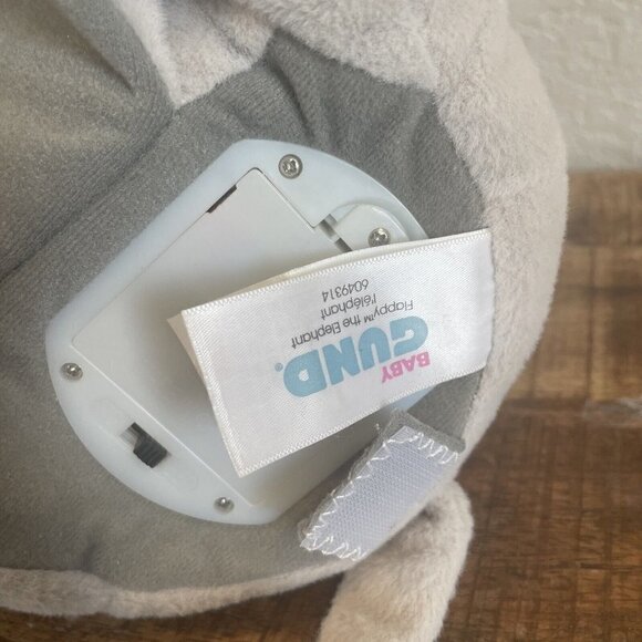 Gund Flappy The Elephant Animated Peek A Boo Musical Plush Toy Baby Gray Works - Picture 7 of 10